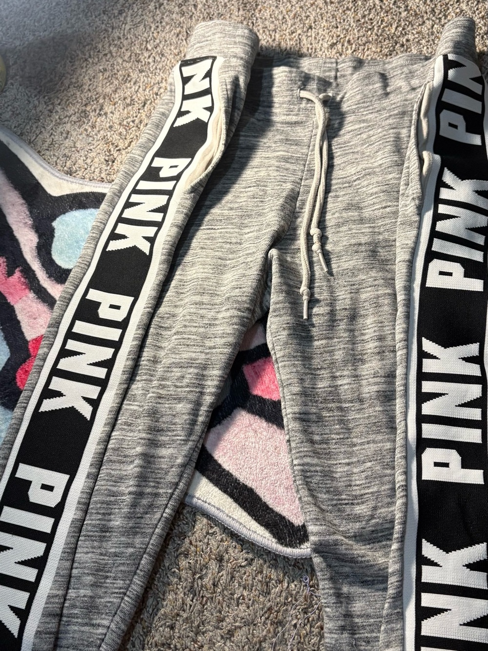 PINK Victoria's Secret Light Gray joggers with Black Logo Print